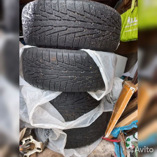Nokian Tyres Hakkapeliitta R 255/60 R18 112R