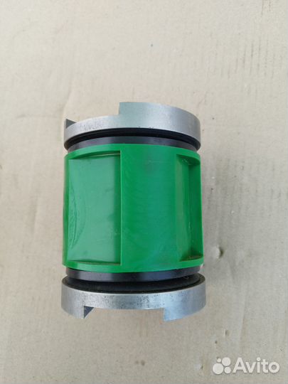 John Deere AA31526 муфта