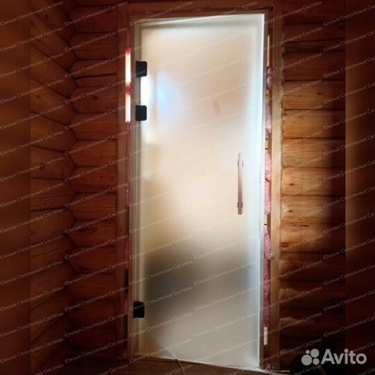 Душевая дверь из стекла на заказ