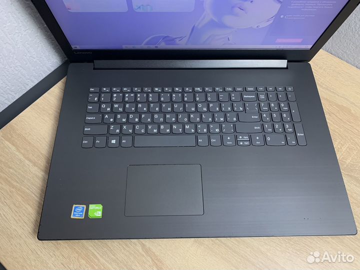 Игровой ноутбук Lenovo 17