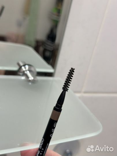 Карандаш для бровей vivienne sabo 02