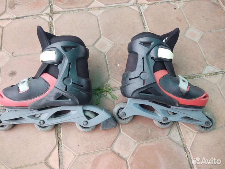 Роликовые коньки