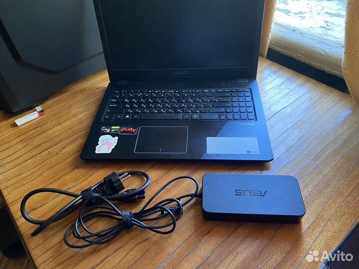 Ноутбук Asus M570DD-DM052