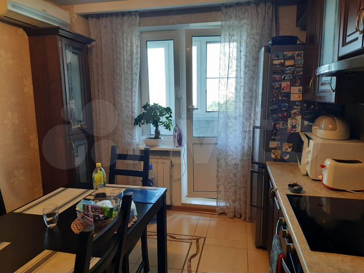 3-к. квартира, 94 м², 14/17 эт.