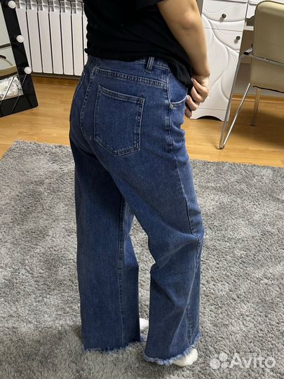 Джинсы
