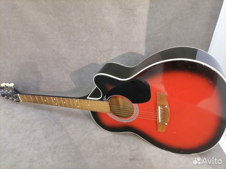 Гитара Tornado