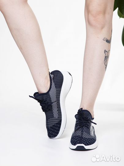 Кроссовки мужские новые