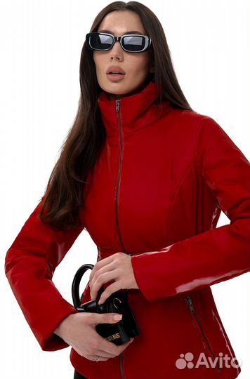 Куртка с высоким воротником