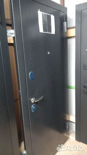 Дверь 7.5 см Гарда букле чёрный бетон графит