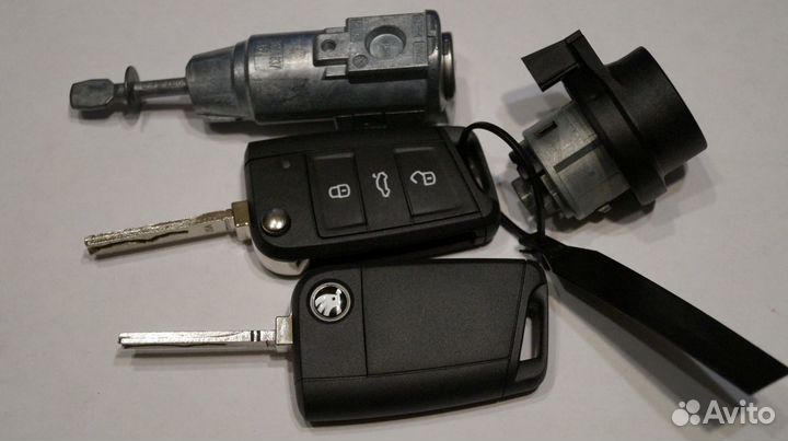 Комплект личинки ключи Шкода Рапид, Скала, Камик