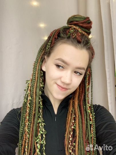 Заплетение дред