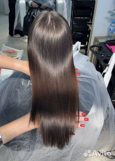 Кератиновое выпрямление волос и услуги колориста