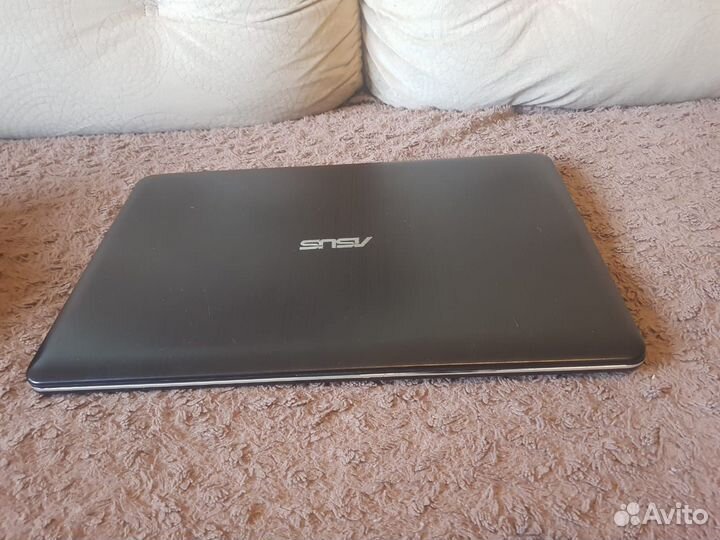 Продам ноутбук Асус в хорошем состоянии