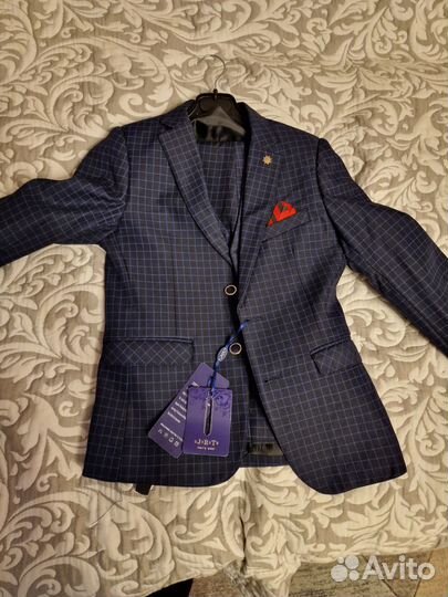 Детский брючный костюм