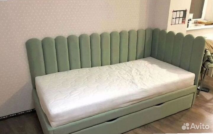 Кровать детская мягкая