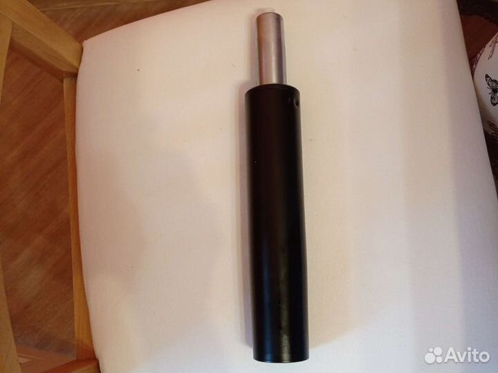 Газ лифт для кресла новый