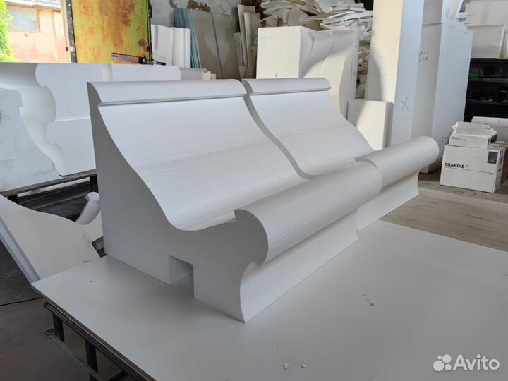 Мебель в хамам. Потолок, скамьи, лежаки для хамама