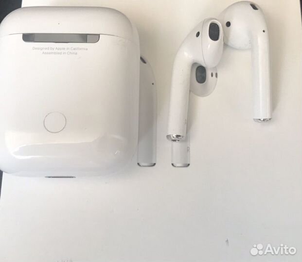 AirPods