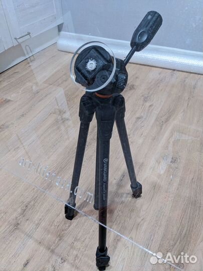 Планшет с полкой на штативе для пленэра