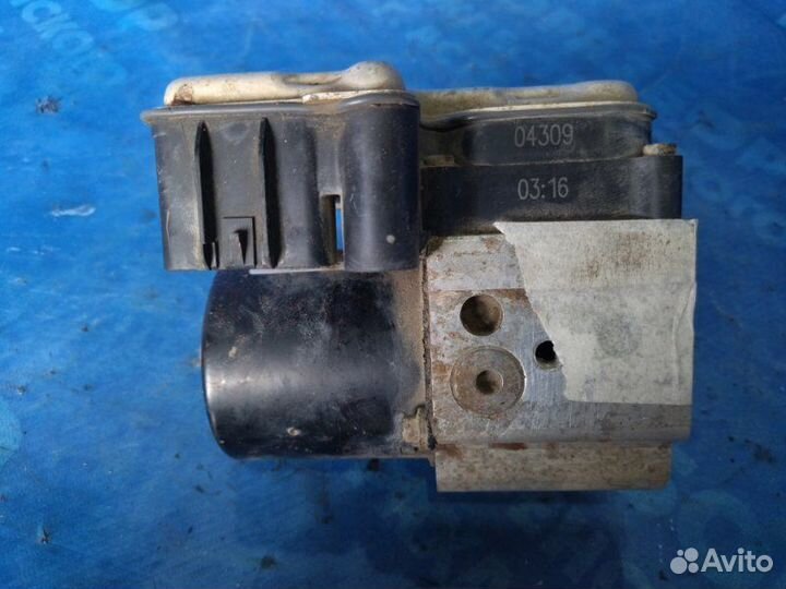 Блок abs Chevrolet Trailblazer внедорожник 1gndt