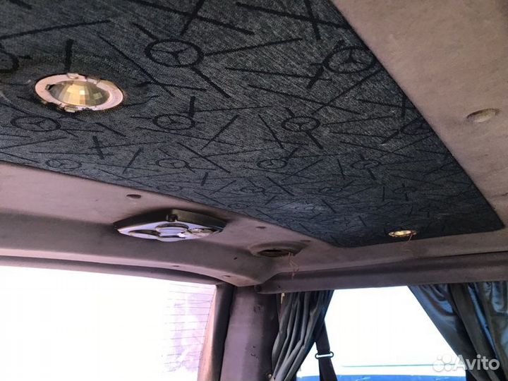 Обшивка потолка задняя Mercedes Vito W638