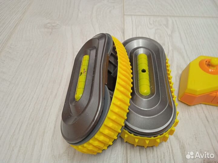 Машинки хот вилс. Вездеход, перевертыш