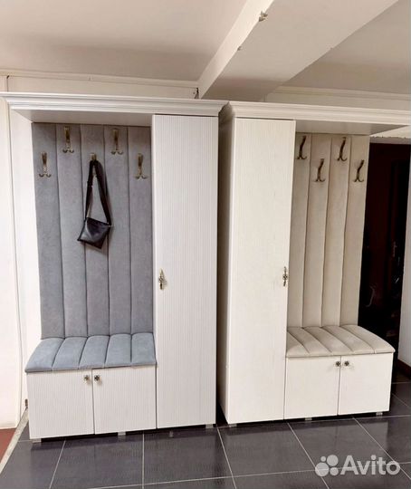 Очень красивый шкаф в прихожую Барокко