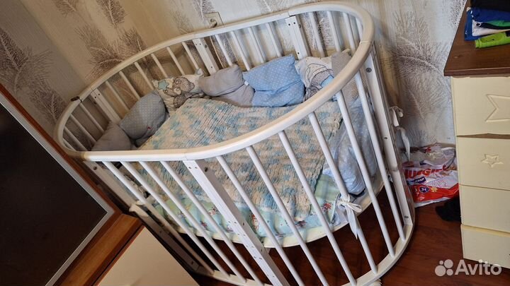 Детская кроватка