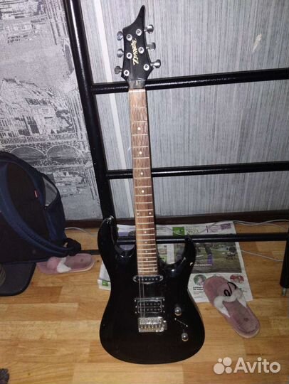 Электрогитара zombie б/у
