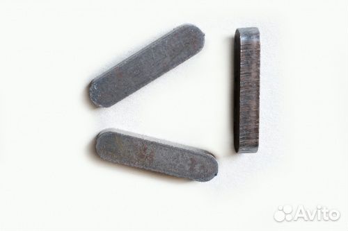 Шпонка на вал привода щетки 10х8х28-23360 ко-713