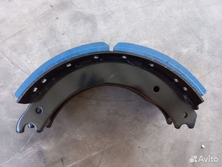 Тормозная колодка с накладками на ось L1 8 тонн