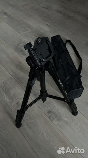 Штатив для фотоаппарата yunteng VCT 690
