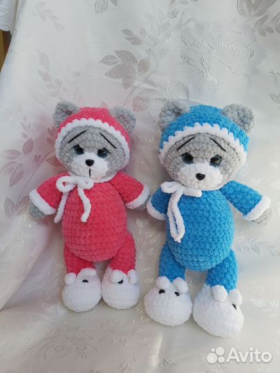 Вязаные игрушки ручной работы