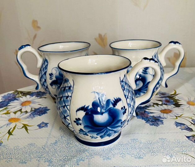 Гжель Чашки 3 шт 