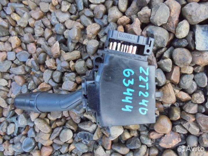 Гитара левая Toyota Premio ZZT240 1ZZ-FE 2003/5