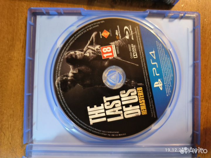 Диски на ps4 Одни из нас