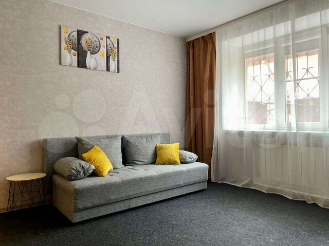 3-к. квартира, 75 м², 1/10 эт.