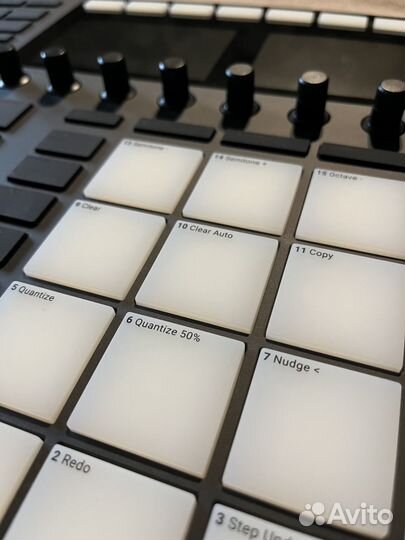 Native Instruments Mashine mk3