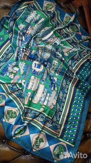 Итальянский шелковый платок ручной подгиб 95см