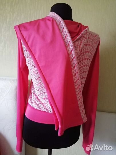 Спортивный костюм женский 42