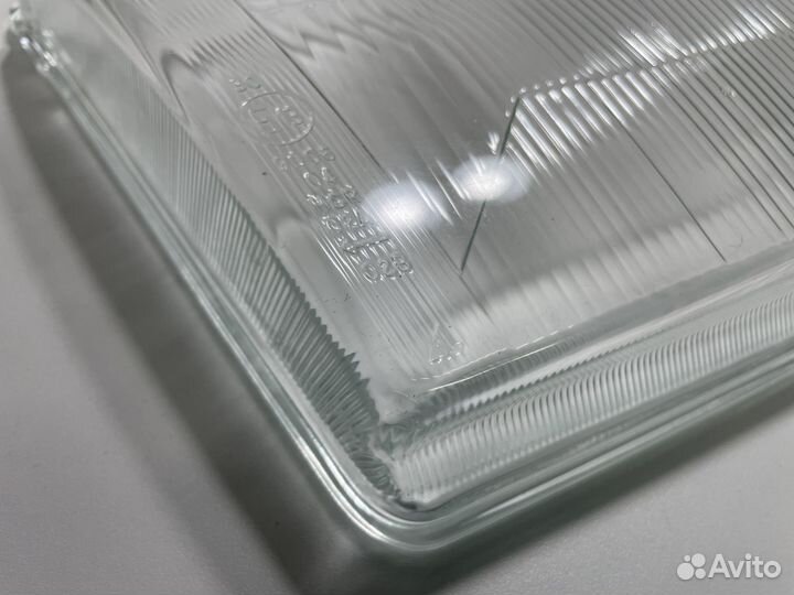 Оригинальные новые стекла фар MB w202