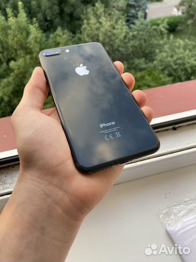 Телефон iPhone 8 plus