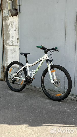 Велосипед Specialized Myka 26