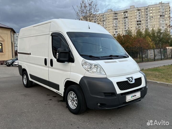 Peugeot Boxer 2.2 МТ, 2011, 320 100 км