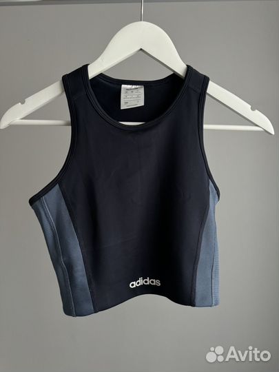 Спортивная одежда женская 42 размер