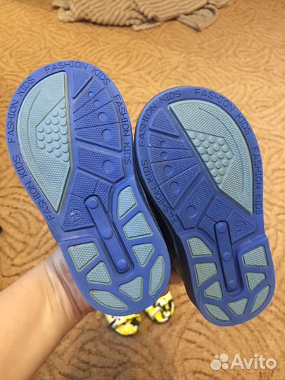 Сандали детские