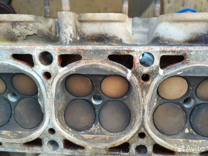 Головка двигателя 406