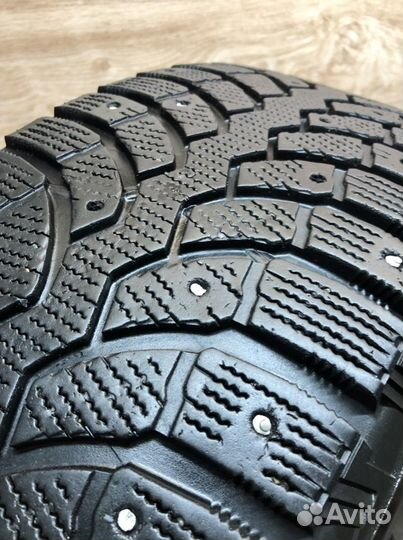 Bridgestone Blizzak Spike-01 225/65 R17 106T