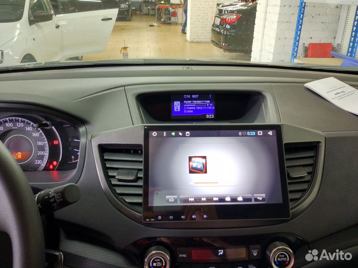Магнитола Honda CR-V в штатное место