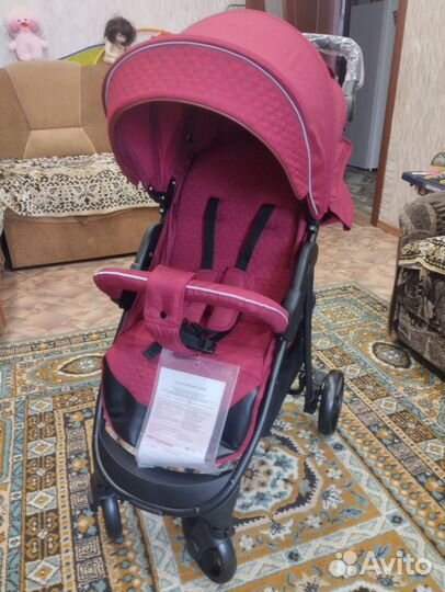 Прогулочная коляска в коробке новая
